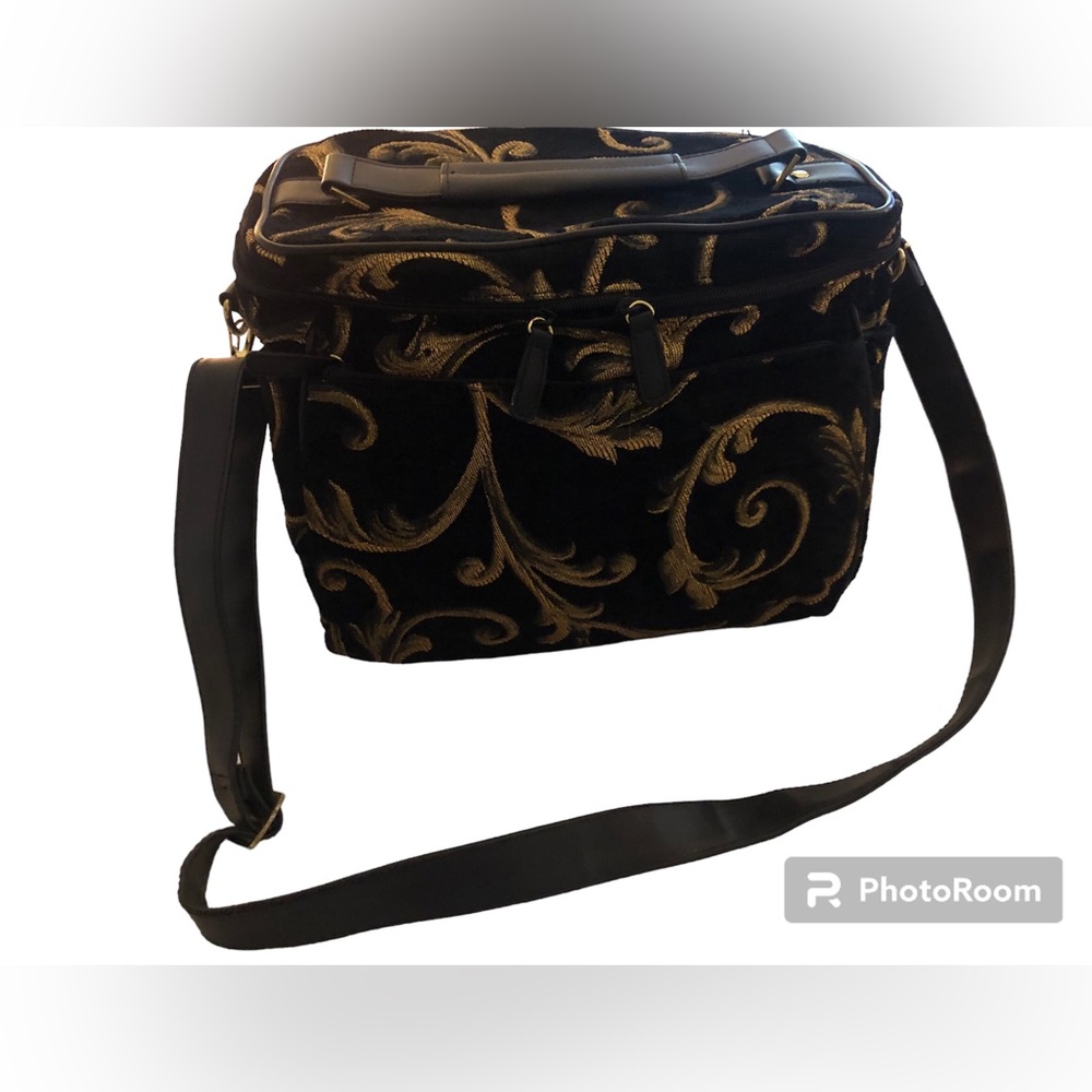 Avon Fashions Black and Gold Make Up Case with Mirror.